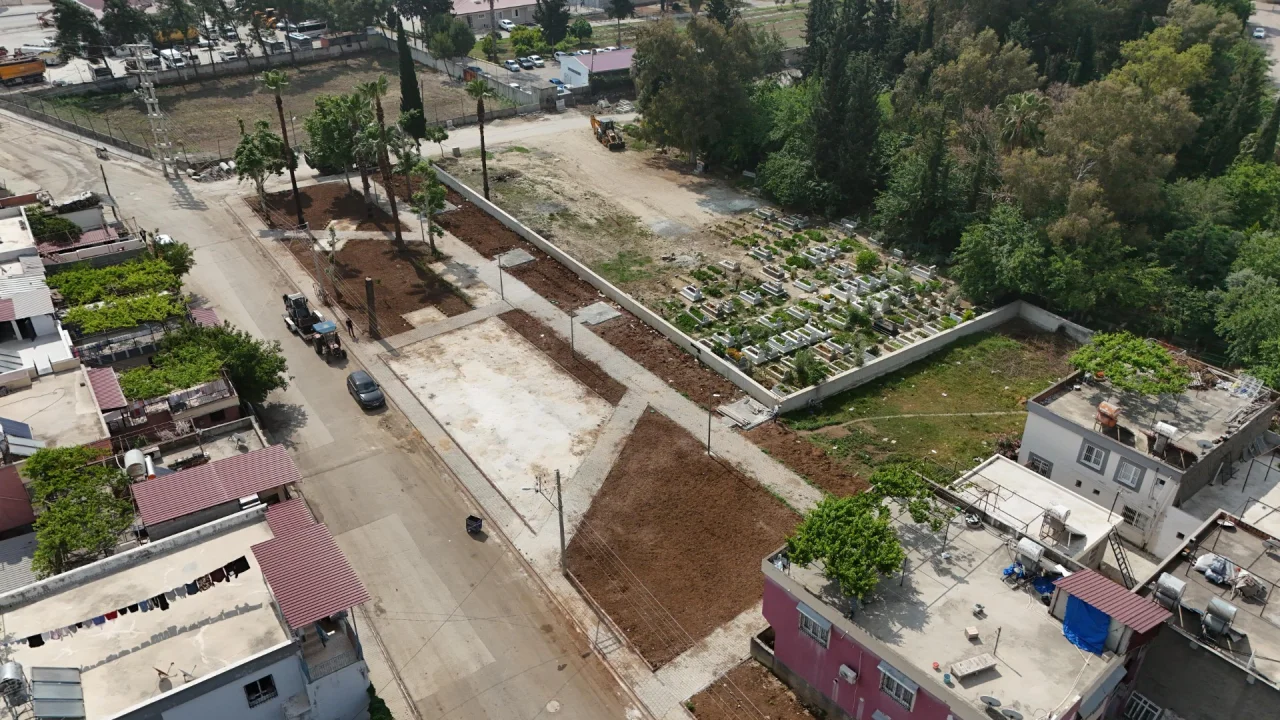 YÜREĞİR’E YENİ BİR PARK DAHA DOĞANKENT KIŞLA PARK ÇALIŞMASI BAŞLADI 