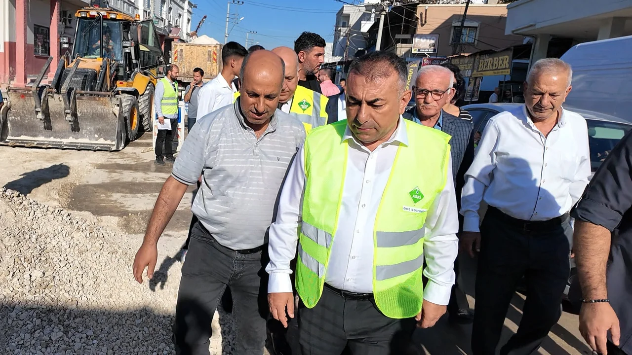 Seyhan’ın altyapısına güçlü dokunuş: ASKİ üç mahallede sahada 